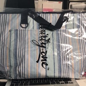 Thirty-One Tote-Ally Thermal Boardwalk Stripe